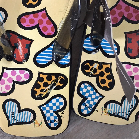 New banana peel flip flops - Picture 6 of 6